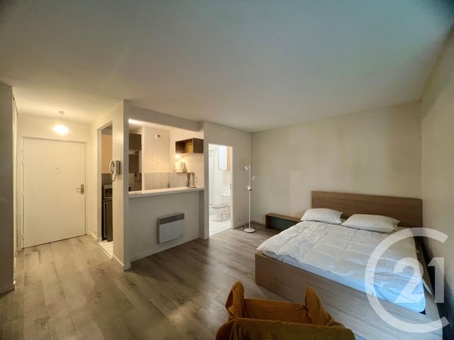 Appartement Studio à louer PARIS