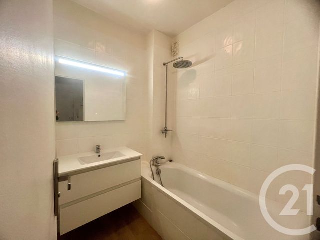 Appartement F2 à louer - 2 pièces - 48.2 m2 - NEUILLY SUR SEINE - 92 - ILE-DE-FRANCE - Century 21 Olympierre