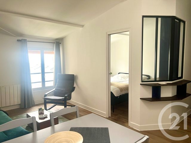 Appartement F2 à louer - 2 pièces - 33.9 m2 - PARIS - 75003 - ILE-DE-FRANCE - Century 21 Olympierre