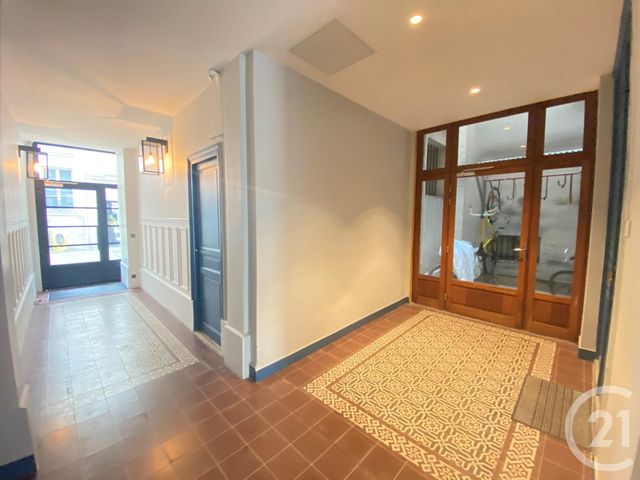 Appartement F2 à louer - 2 pièces - 41.3 m2 - PARIS - 75005 - ILE-DE-FRANCE - Century 21 Olympierre
