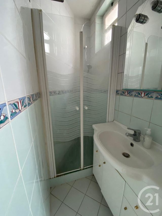 Appartement F2 à louer - 2 pièces - 28.93 m2 - PARIS - 75017 - ILE-DE-FRANCE - Century 21 Olympierre
