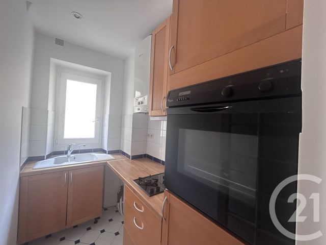 Appartement F2 à louer - 2 pièces - 28.93 m2 - PARIS - 75017 - ILE-DE-FRANCE - Century 21 Olympierre